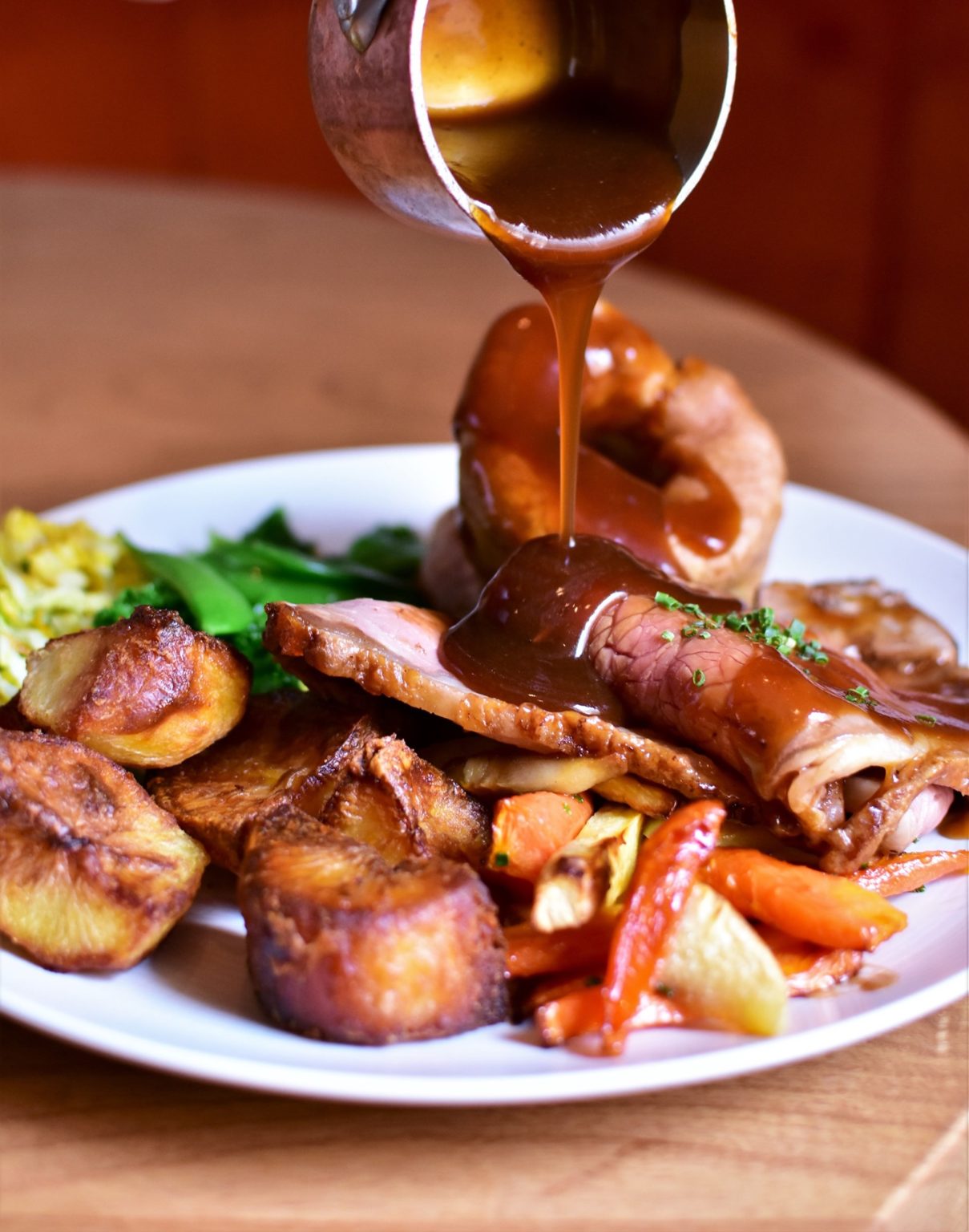 18 Best Sunday Roast Edinburgh Has To Offer in 2024