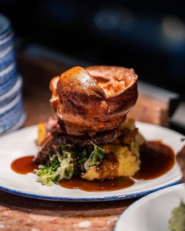 Best Roast Dinners Manchester Has To Offer in 2024