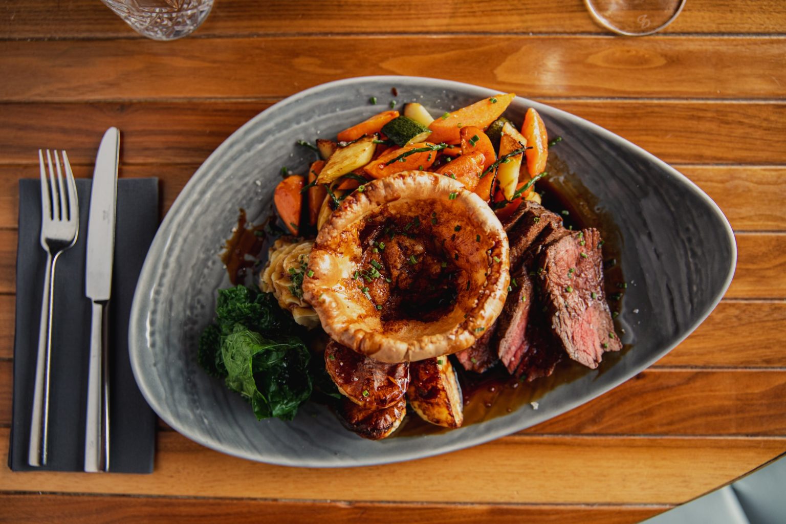 18 Best Sunday Roast Edinburgh Has To Offer in 2024