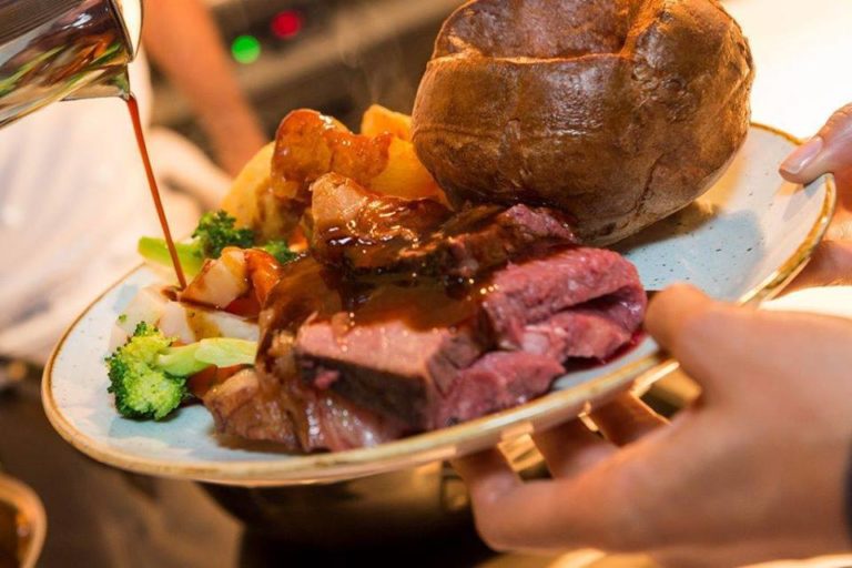 28 Best Roast Dinners Liverpool Has To Offer in 2023