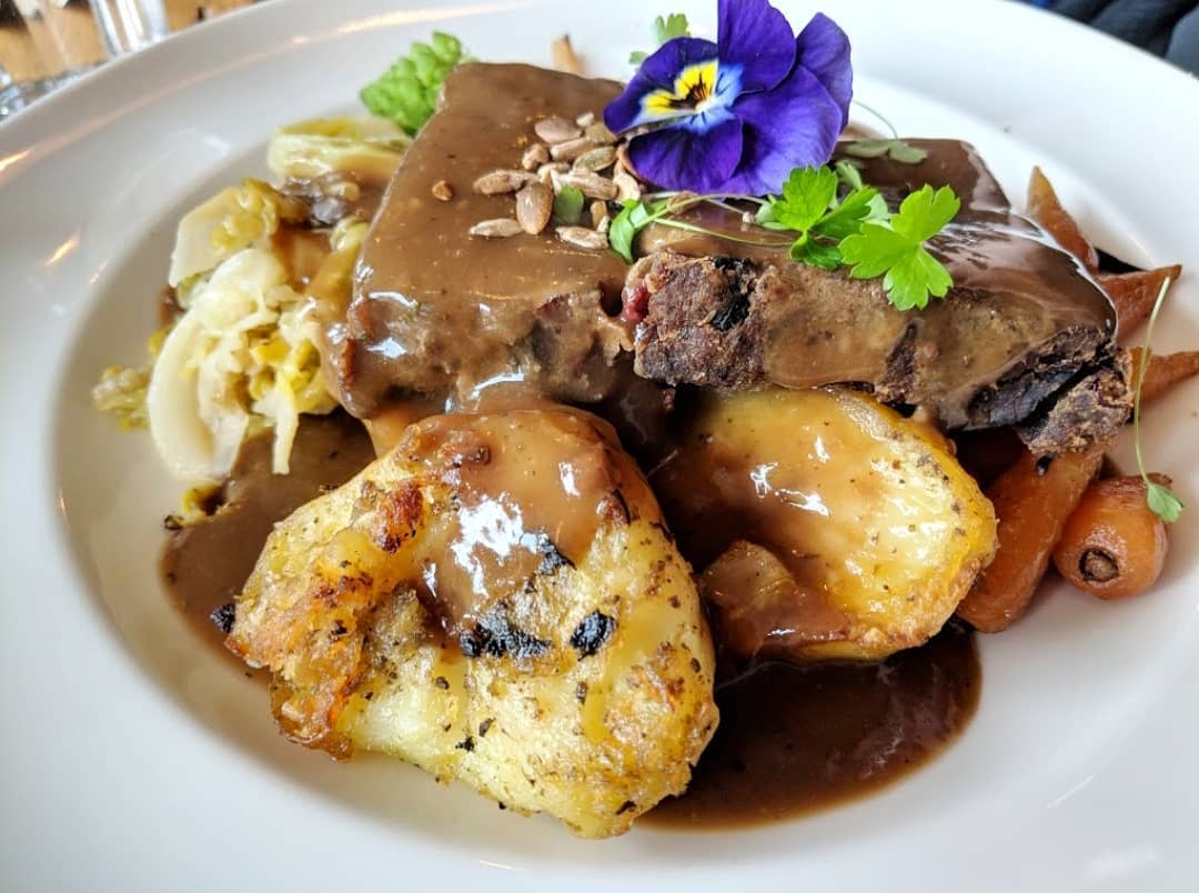 Best Roast Dinners Cardiff Has To offer in 2024