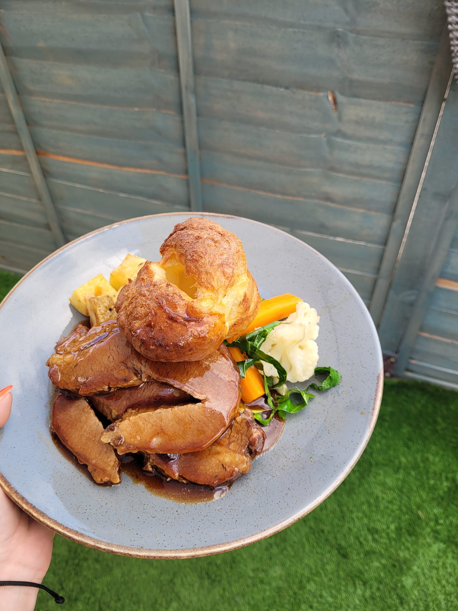 Best Roast Dinners Cardiff Has To offer in 2024